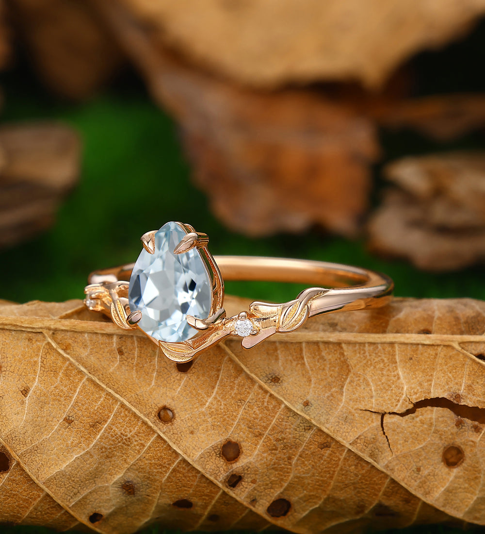 Vintage 1.35Carat Pear Shaped Aquamarine Engagement Ring 14k Soild Gold Leaf Stacking Ring