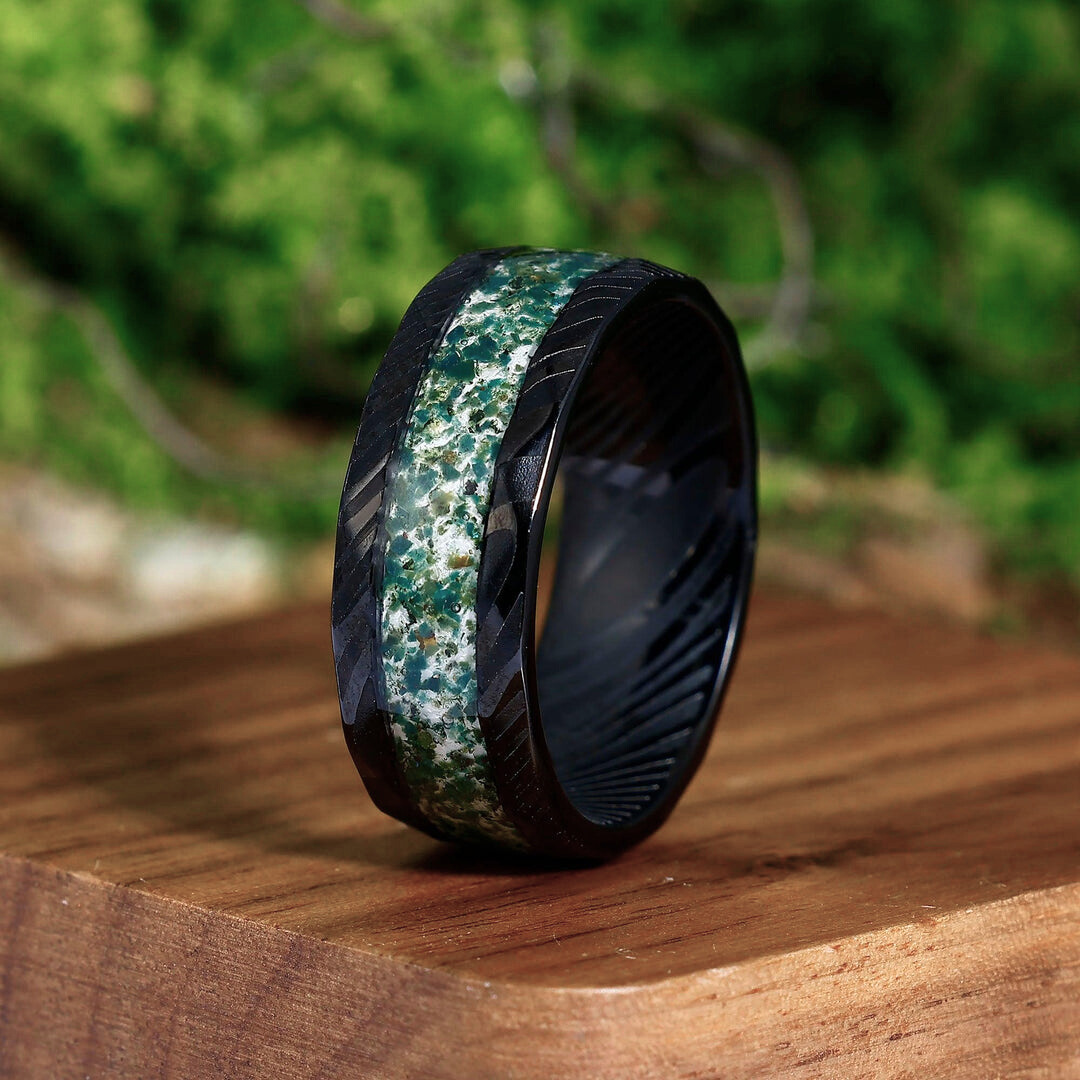 Green Moss Agate Black Hammered Damascus steel Wedding Band 8mm