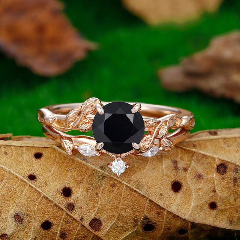 Natural inspired 14k Rose Gold Round Cut Black Onyx Leaf Design