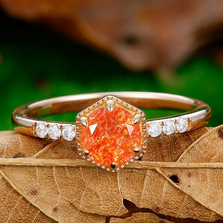 0.8CT Vintage Round Cut Natural Sunstone Engagement Ring - Esdomera