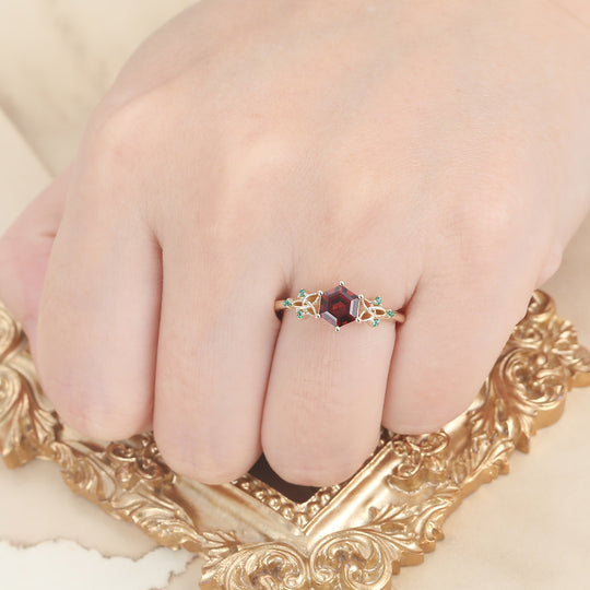 0.85CT Hexagon Cut Red Garnet Engagement Ring Emerald Inlaid Ring Anniversary Bridal Ring Gift