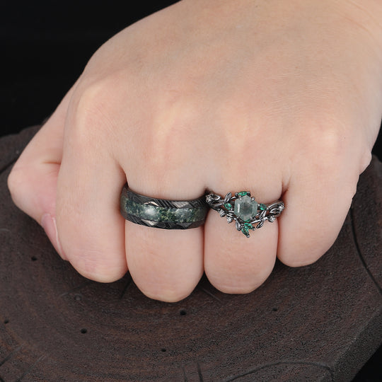 Set di anelli di fidanzamento per coppie con rametti di agata muschiata squisita, anelli di promessa in acciaio damasco verde abbinati per matrimonio