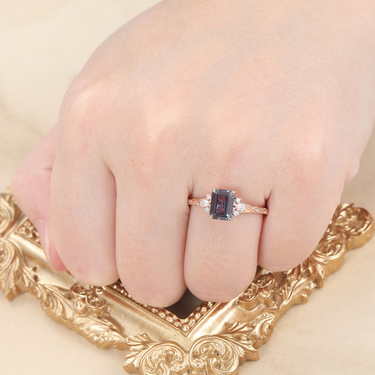 Unique 2CT Leaf-inspired Emerald Cut 14K Yellow Gold Alexandrite Engagement Ring Filigree Wedding Ring -  Esdomera.com