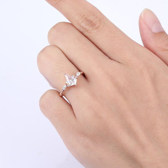 Brilliant 1.35CT Kite Cut Moissanite Twisted Rope Ring Prong Gold Ring For Anniversary Gift