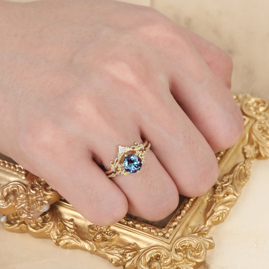 Artsy Milgrain Alexandrite Floral Ring Set Vine Design 14K Gold Alexandrite Women Rings