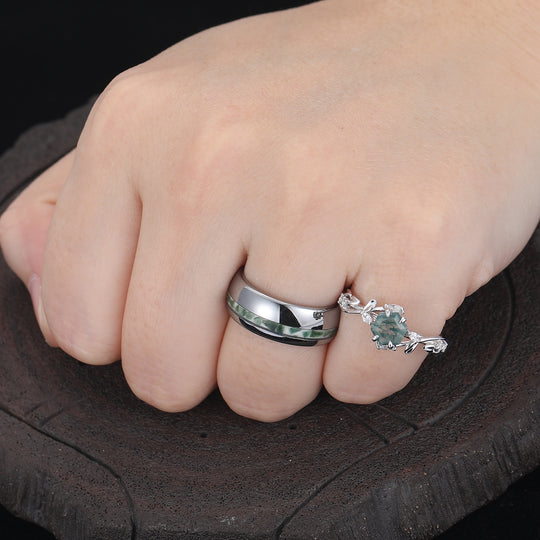 Set di anelli abbinati per coppia con design personalizzato di rami in agata muschio verde, per lui e per lei