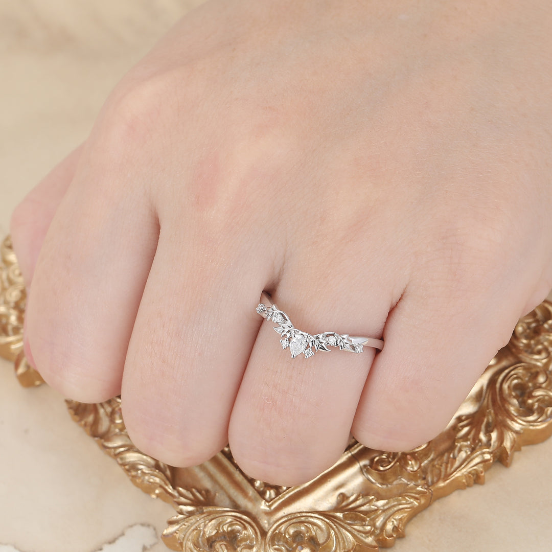 Whimsical Leaf Moissanite Curved Band Vine Moissanite Women Wedding Band