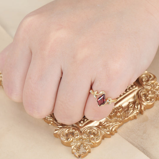 1.35Carat Kite Shaped Natural Red Garnet Wedding Ring Art Deco Leaf Design Ring 14k Soild Gold