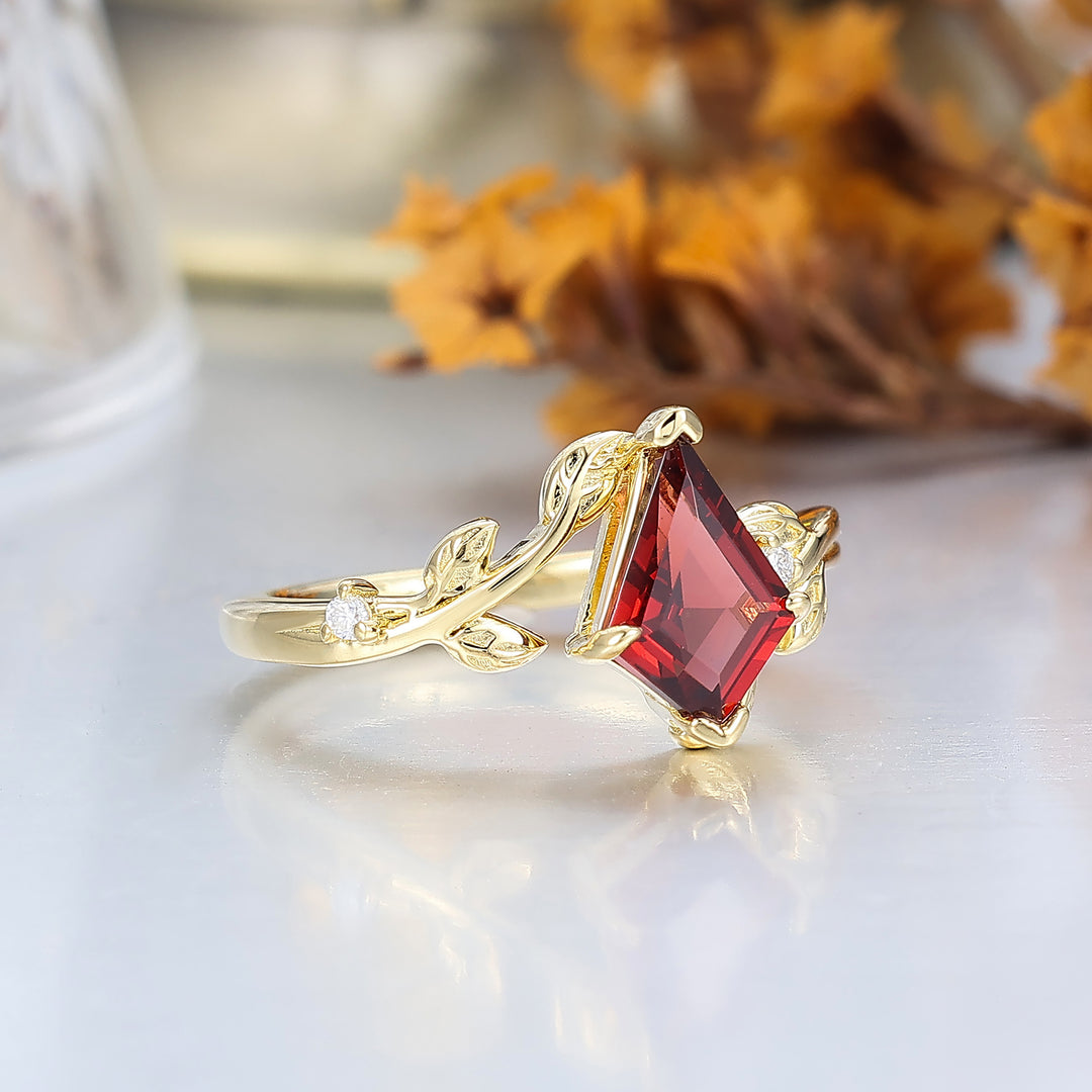 1.35Carat Kite Shaped Natural Red Garnet Wedding Ring Art Deco Leaf Design Ring 14k Soild Gold