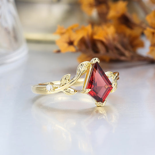 1.35Carat Kite Shaped Natural Red Garnet Wedding Ring Art Deco Leaf Design Ring 14k Soild Gold