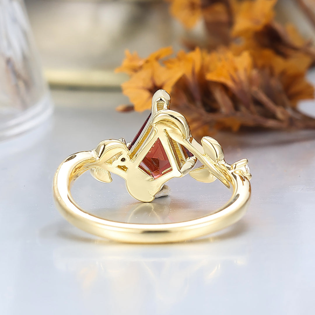 1.35Carat Kite Shaped Natural Red Garnet Wedding Ring Art Deco Leaf Design Ring 14k Soild Gold
