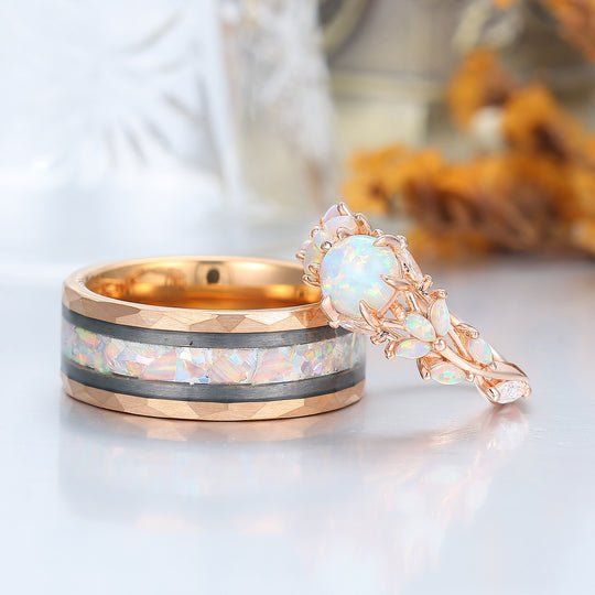 Elegante set verlovingsringen met roze-witte opaal voor koppels — zijn en haar trouwringen