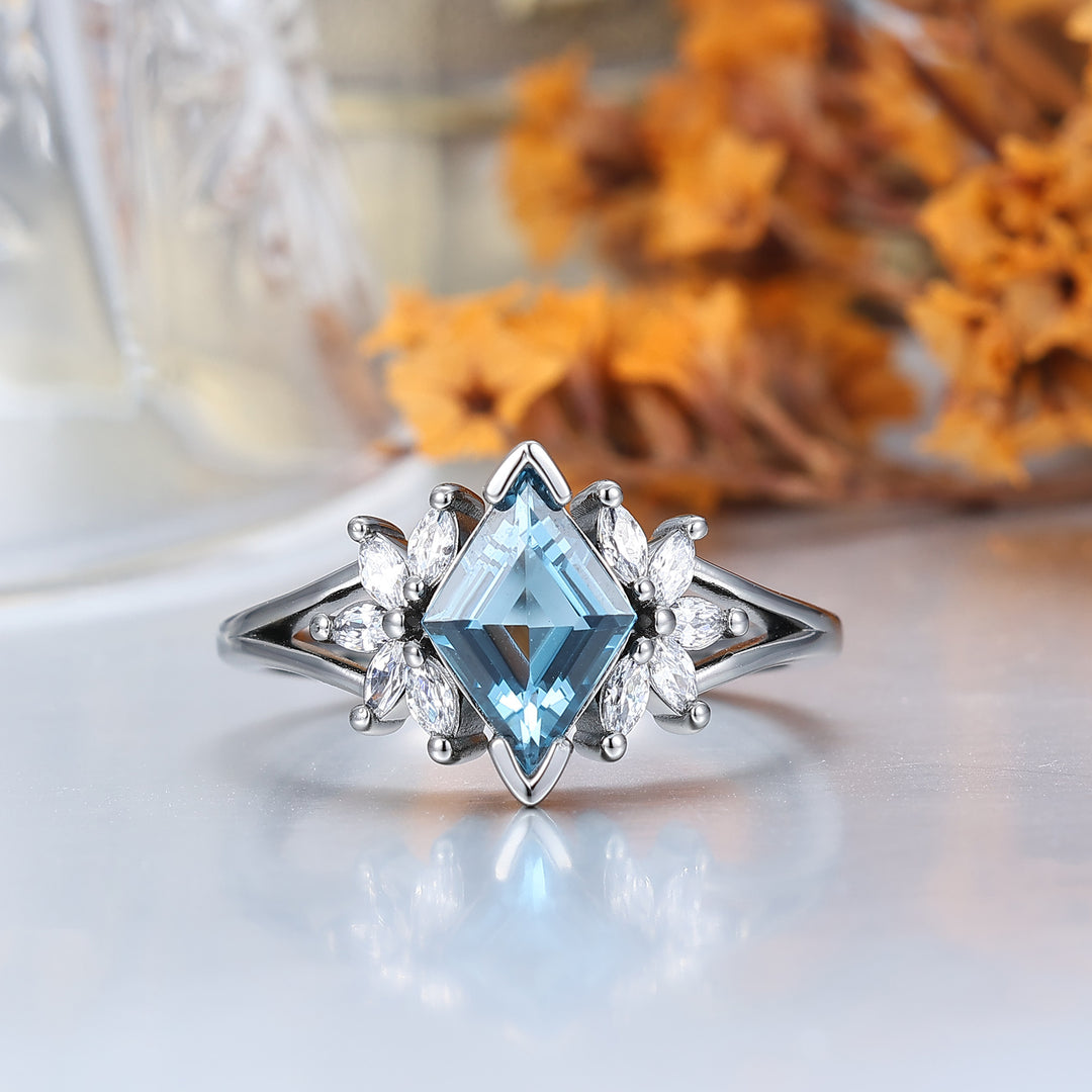 Conjunto de anillos para pareja con diseño de pétalos florales, topacio azul Londres, plata esterlina azul y anillos a juego de tungsteno