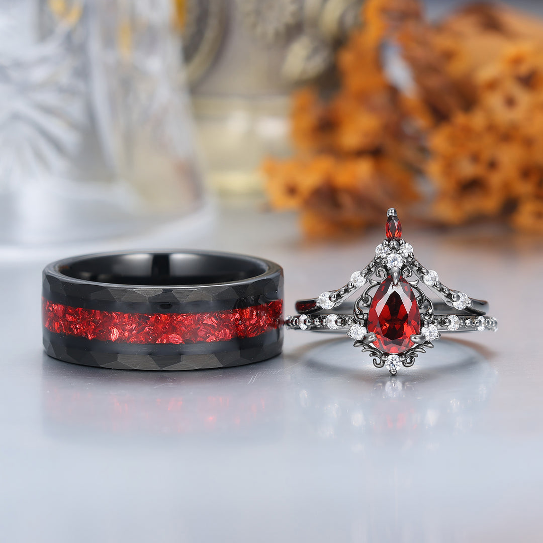 Zierliches, gerolltes, milgrainiertes Paar-Ring-Set mit natürlichem rotem Granat, schwarz plattiert und roten Steinen, passende Ringe