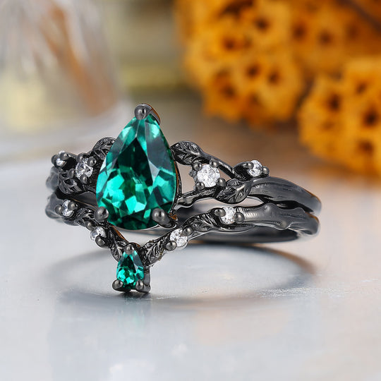 Dainty Branch Design Pear Cut Emerald Engagement Ring Black Plated Bridal Ring