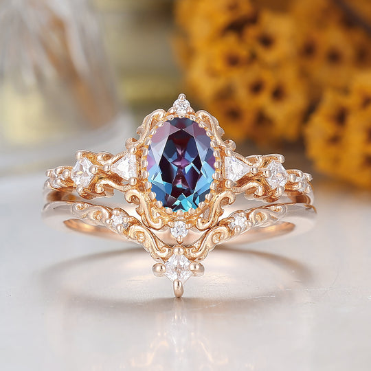 Retro Vine Style Alexandrite Engagement Ring Set 14K Gold Oval Cut Alexandrite Rings For Her