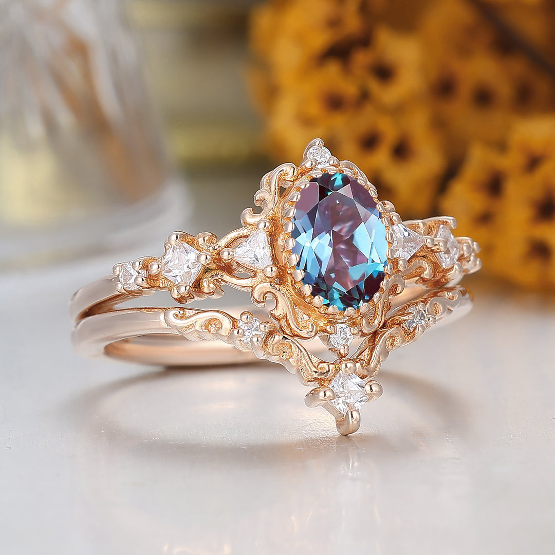 Retro Vine Style Alexandrite Engagement Ring Set 14K Gold Oval Cut Alexandrite Rings For Her