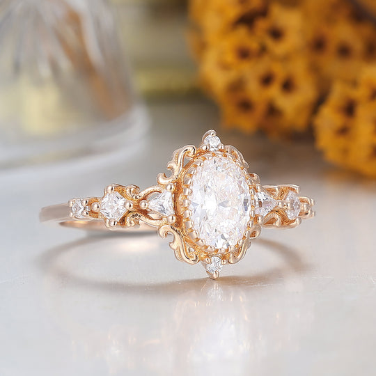 Einzigartiger floraler Moissanit-Verlobungsring, ovaler Schliff, 14K Massivgold, Rankenverzierung, Brautring für Damen