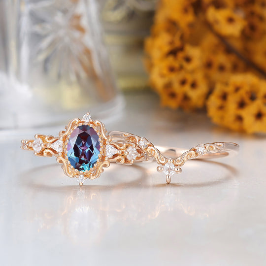 Retro Vine Style Alexandrite Engagement Ring Set 14K Gold Oval Cut Alexandrite Rings For Her