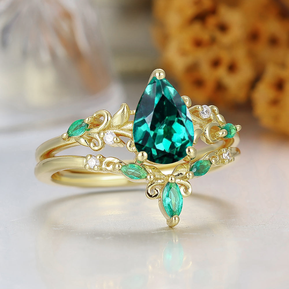 Brilliant Pear Cut Emerald Engagement Ring Set Handmade Scrollwork Bridal Ring