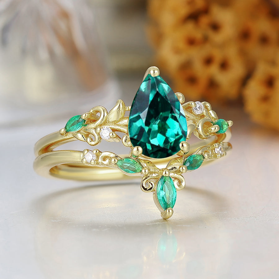 Brilliant Pear Cut Emerald Engagement Ring Set Handmade Scrollwork Bridal Ring