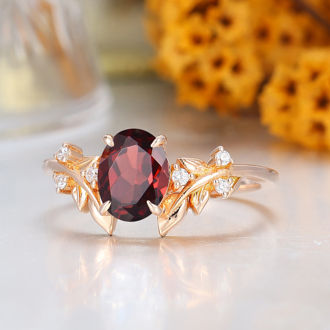 Bague d'anniversaire en argent avec grenat rouge naturel taille ovale 1,5 CT antique