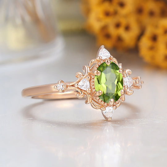 Baroque-inspired Oval Shape Peridot Cluster Women Ring Wedding Ring