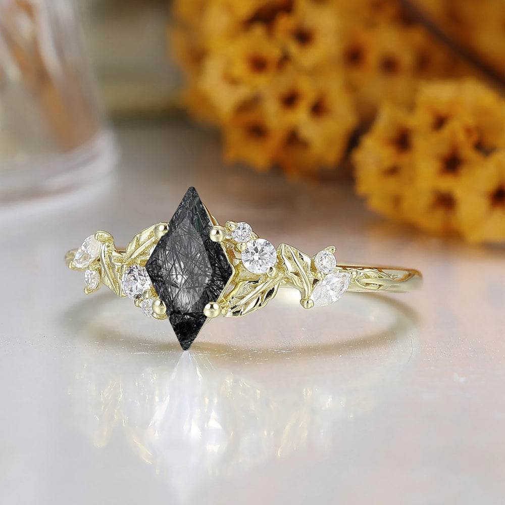 Leaf Inspired Rhombus Cut Anello di Fidanzamento in Quarzo Rutilato Nero Oro Massiccio Anello da Sposa Donna