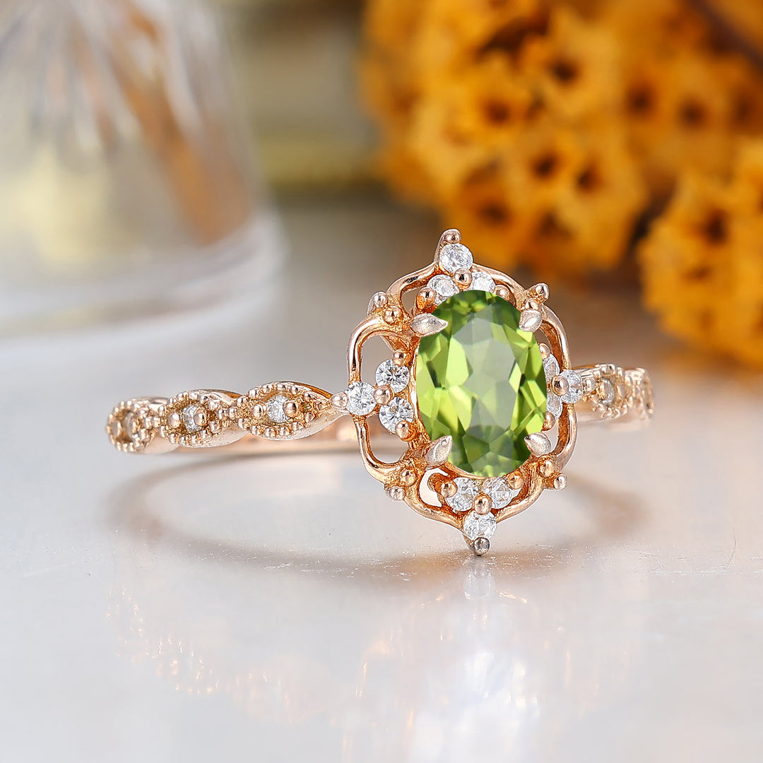 Vintage Cluster Design Peridot Women Ring 1CT Oval Cut Peridot 14K Rose Gold Bridal Ring