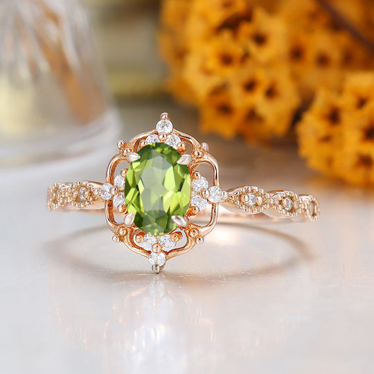 Vintage Cluster Design Peridot Women Ring 1CT Oval Cut Peridot 14K Rose Gold Bridal Ring