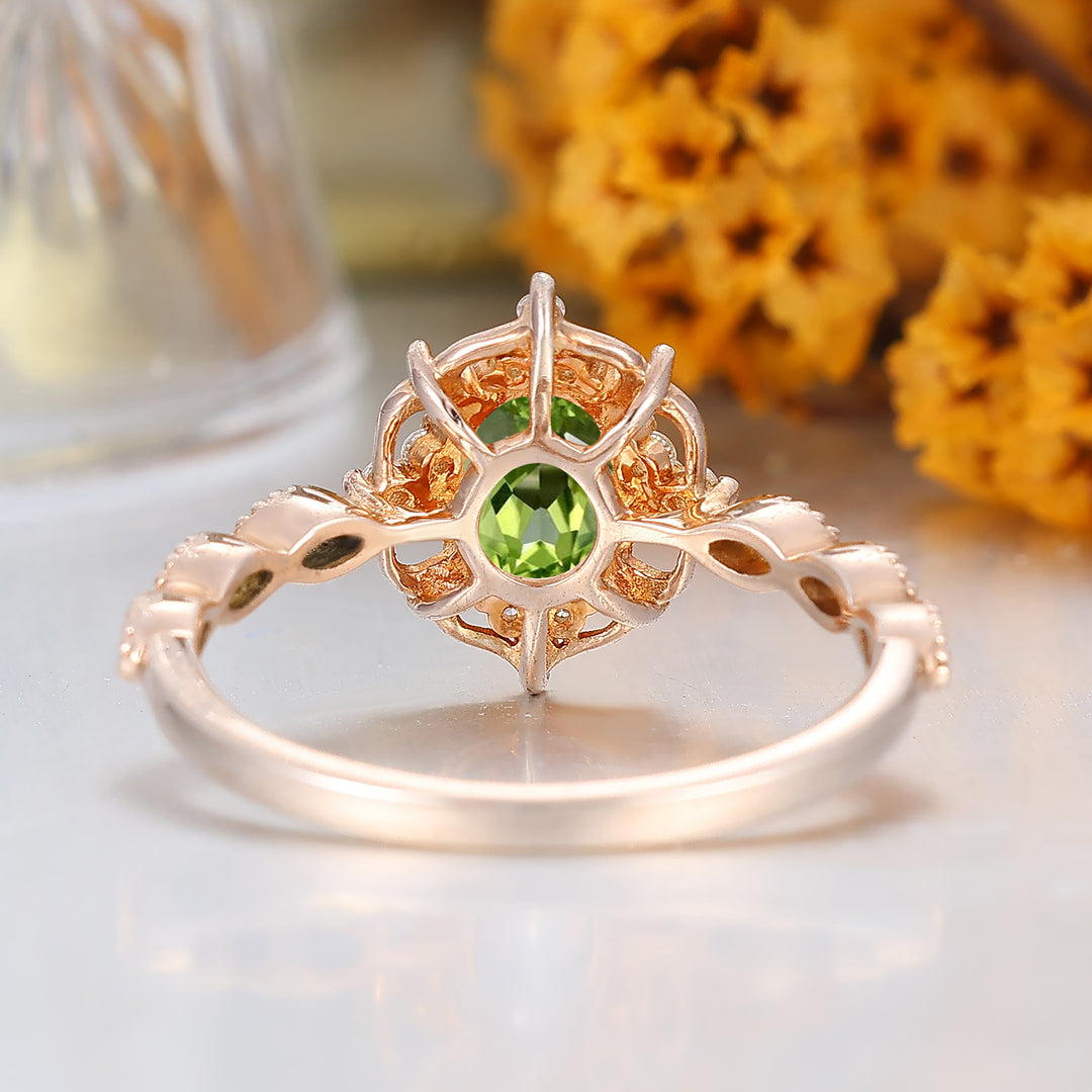 Vintage Cluster Design Peridot Women Ring 1CT Oval Cut Peridot 14K Rose Gold Bridal Ring