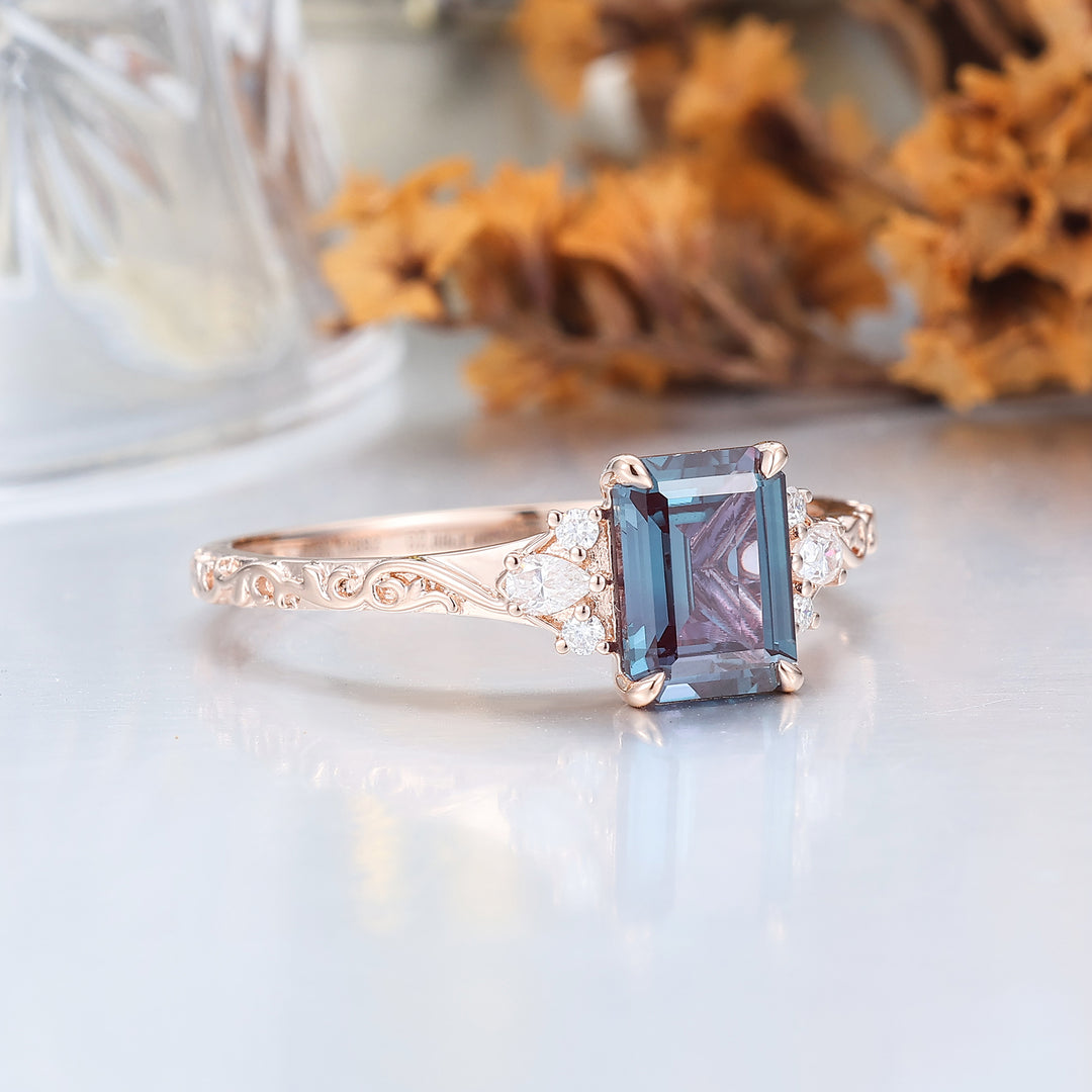 Unique 2CT Leaf-inspired Emerald Cut 14K Yellow Gold Alexandrite Engagement Ring Filigree Wedding Ring -  Esdomera.com