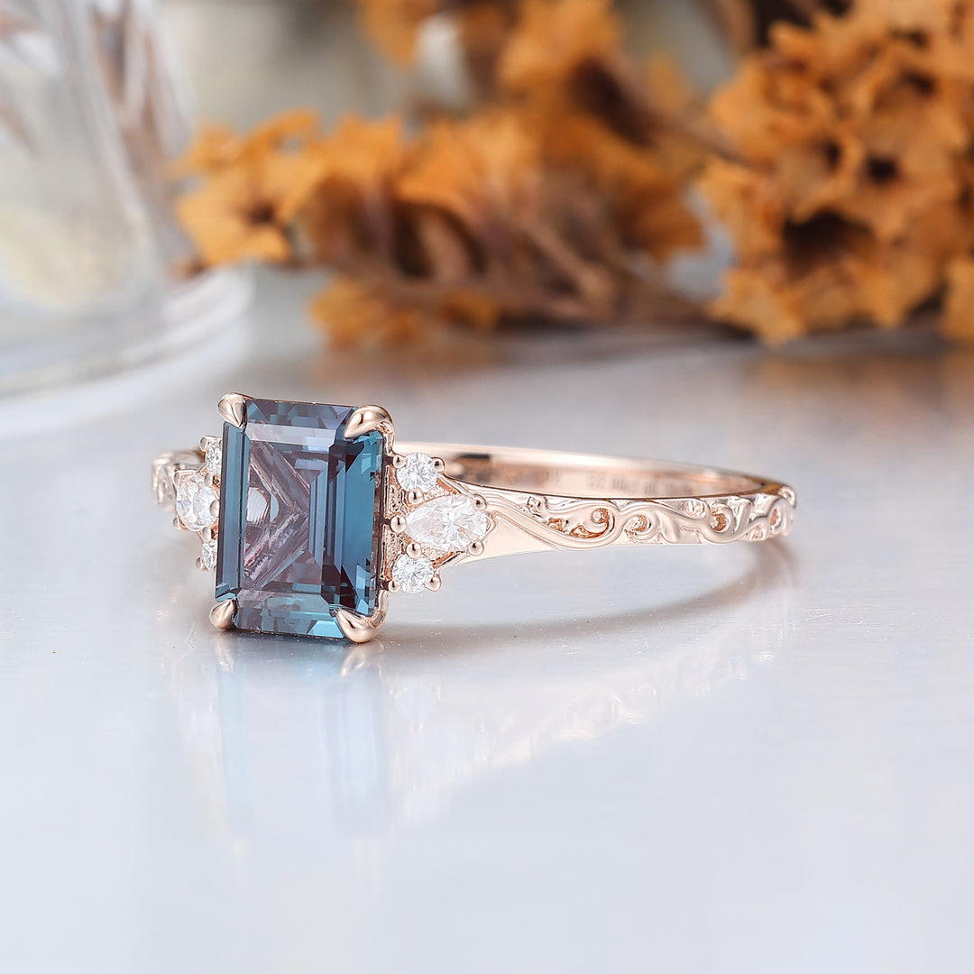 Unique 2CT Leaf-inspired Emerald Cut 14K Yellow Gold Alexandrite Engagement Ring Filigree Wedding Ring -  Esdomera.com
