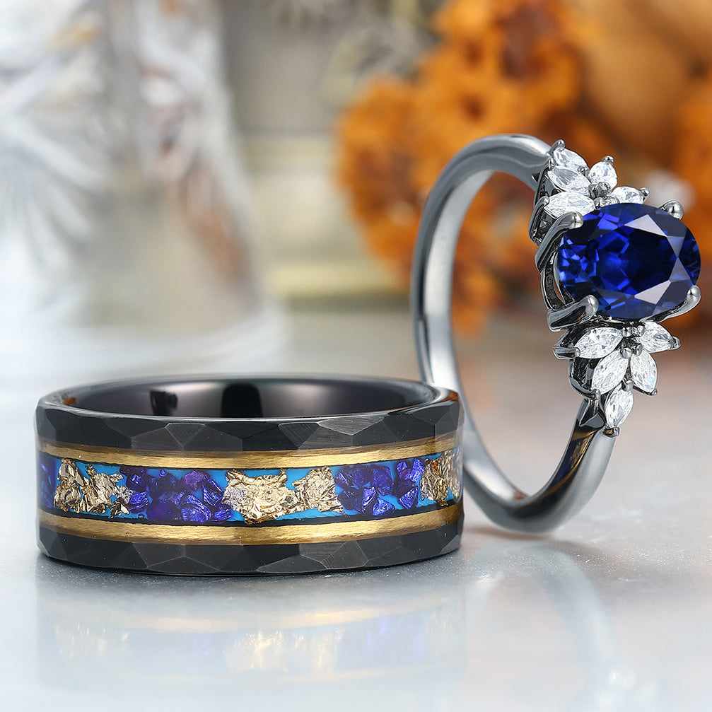 Anillos de pareja con diseño de pétalos de zafiro talla ovalada