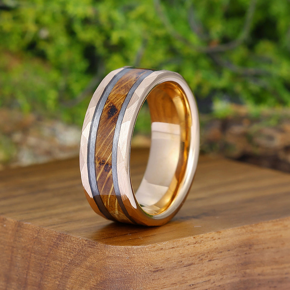 Unique Hammered Wood Men' s Tungsten Wedding Band Unisex Wooden Anniversary Brithday Ring