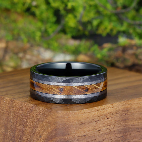 Unique Hammered Wood Men' s Tungsten Wedding Band Unisex Wooden Anniversary Brithday Ring