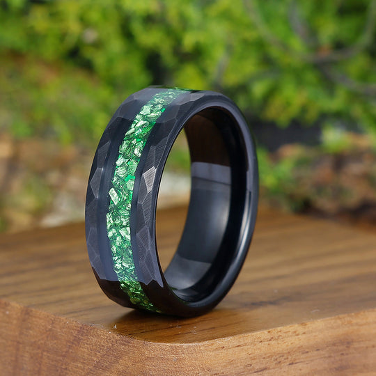 Stylish Hammered Emerald Mens Engagement Tungsten Band 8mm Unisex Ring Birthday Anniversary Ring