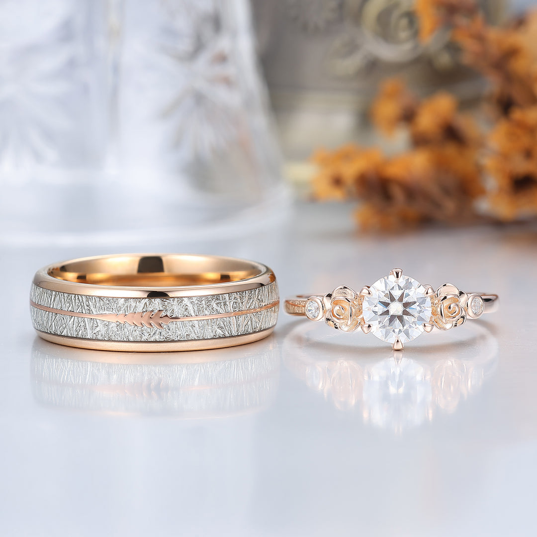 Stijlvolle ronde moissanite paarringen met bloemgravure, roségoud verguld — liefdesringen voor hem en haar