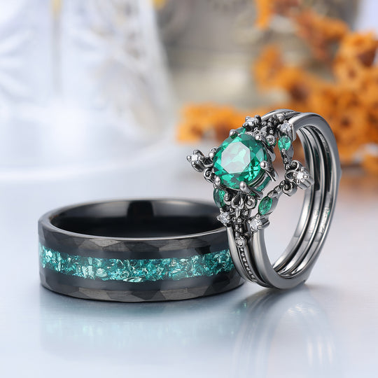 Set di anelli per coppia con motivo a volute, smeraldo taglio rotondo, delicati, placcati in nero, per lui e per lei