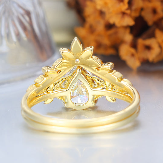 Nature Inspired Pear Moissanite Wedding Set Engagement Ring Romantic Bridal Set  Enhancer Ring