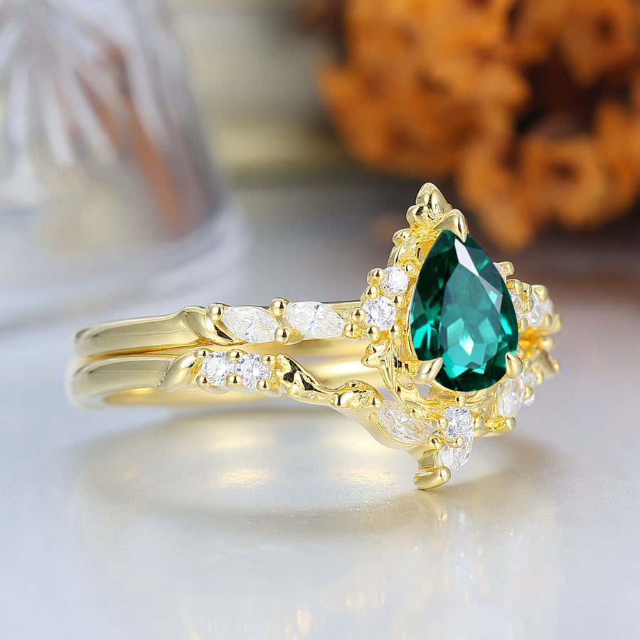 Pear Cut Teardrop Vintage Inspired Gold Emerlad Bridal Set Romantic Bridal Set  Enhancer Ring