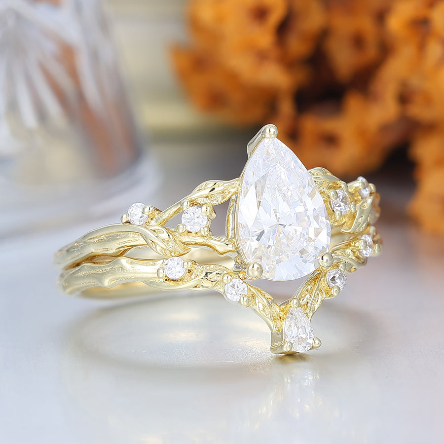Pear Cut Moissanites Yellow Gold Vine & Leaf  Romantic Bridal Set  Engagement Ring