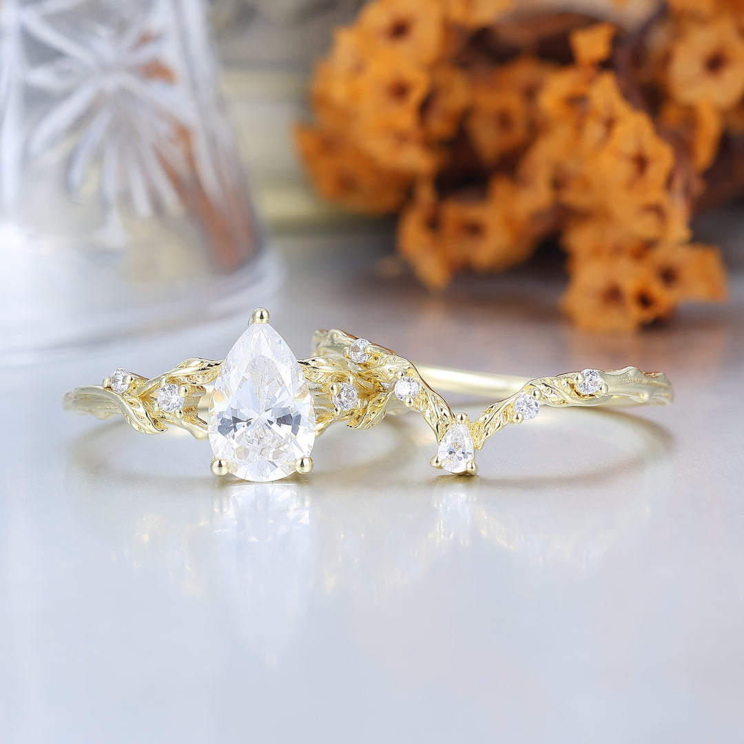 Pear Cut Moissanites Yellow Gold Vine & Leaf  Romantic Bridal Set  Engagement Ring