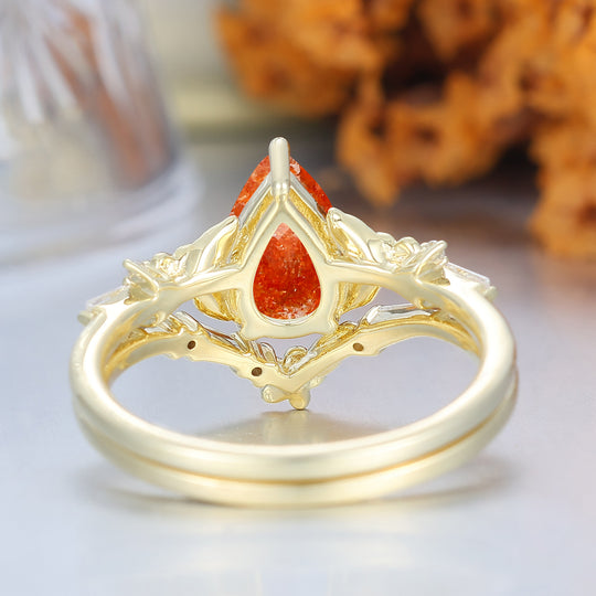 Nature Inspired Floral Sunstone  Bridal Ring Pear Cut Vintage Gold Ring Stacking Set