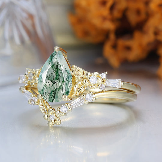 Nature Inspired Floral  Moss Agate  Bridal Ring Pear Cut Vintage Gold Ring Stacking Set