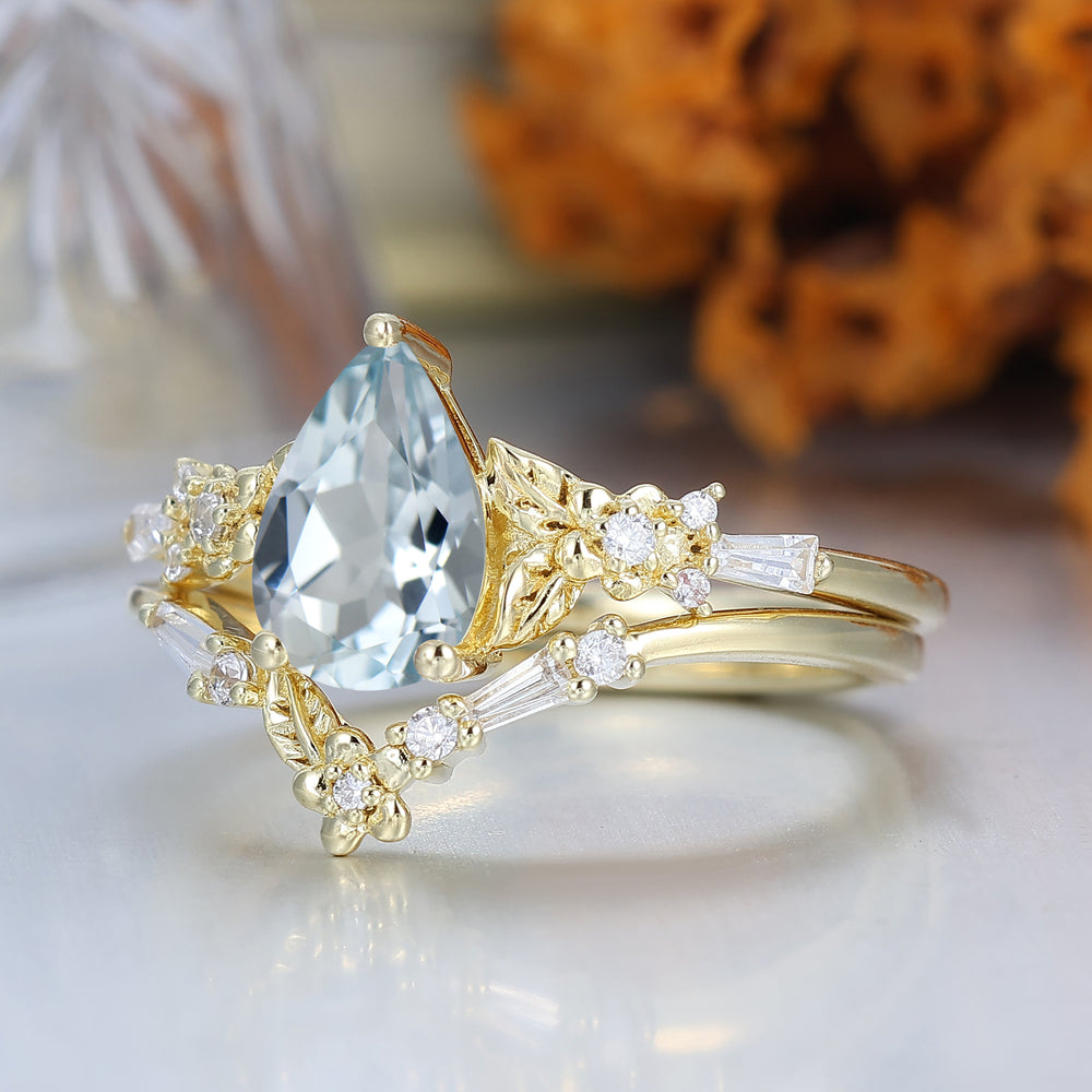Nature Inspired Aquamarin Blumen Brautset Birnenschliff Vintage Goldring Stapelset
