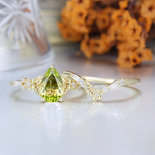 Artsy Engraved Floral Peridot Engagement Rings Solid Yellow Gold Pear Cut Peridot Wedding Ring Set