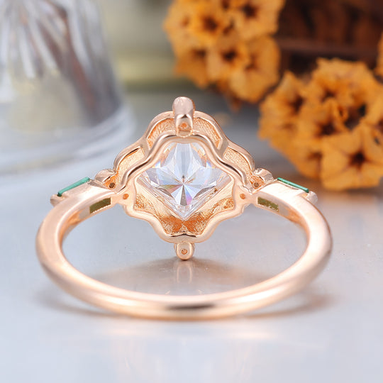Bague Trèfle en Résine Or Rose et Vert Vif Bague de Fiançailles Moissanite Taille Princesse