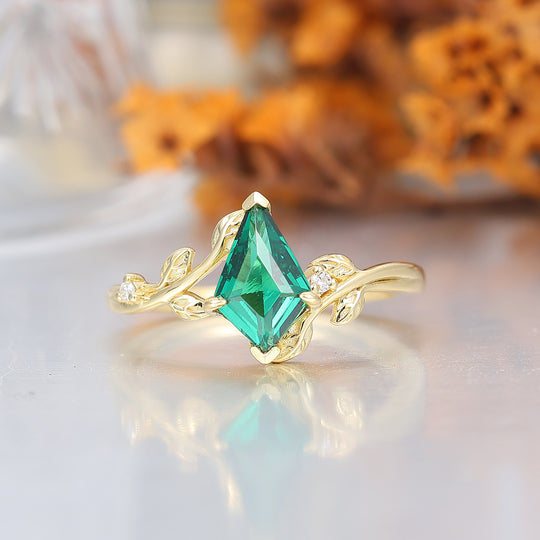 Art Deco Drachen Schliff Smaragd S925 Gelbgold plattierte Versprechensringe für Paare Wolfram Ring Set