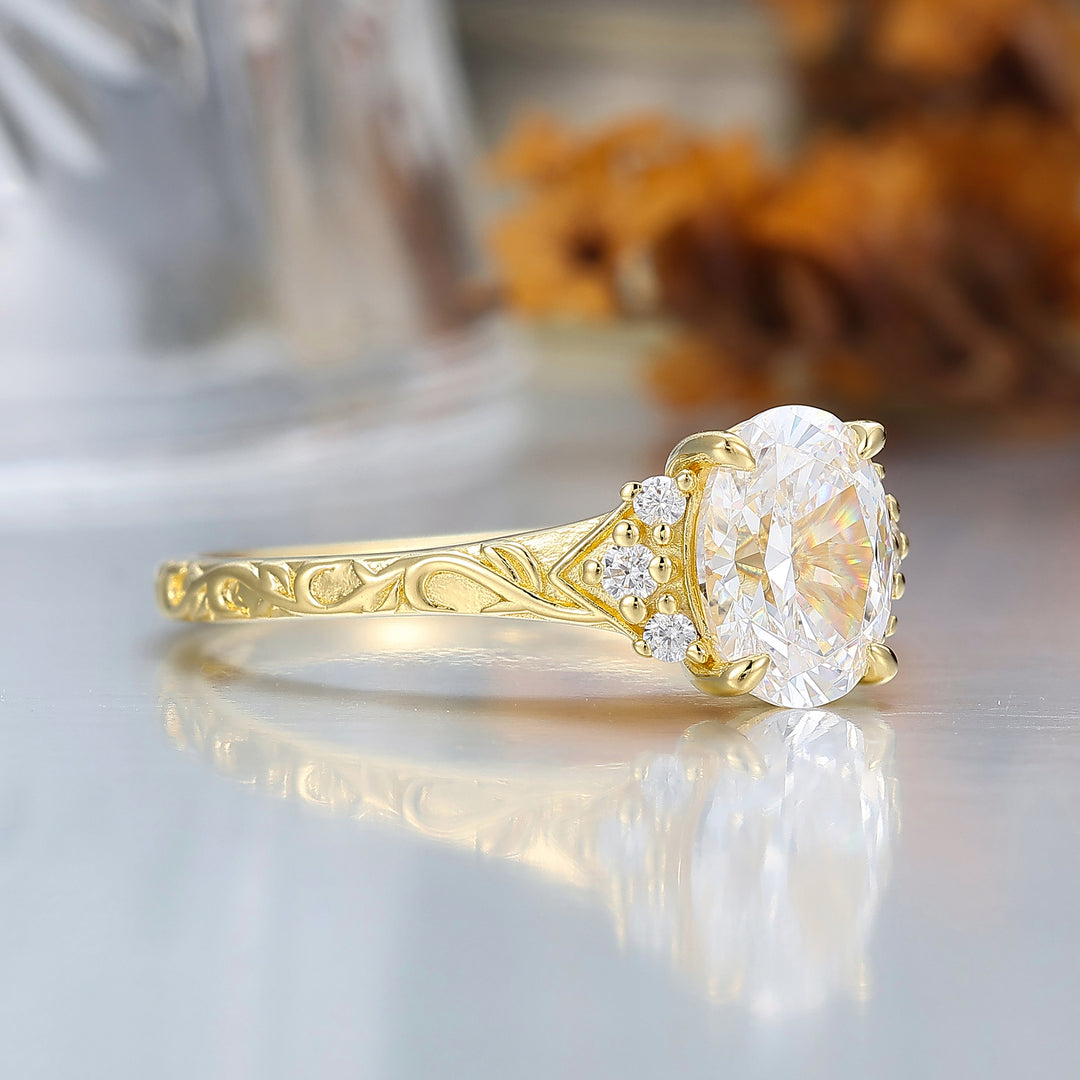 14K Bague de fiançailles romantique en moissanite taille ovale, bague de mariage en or rose avec grappe